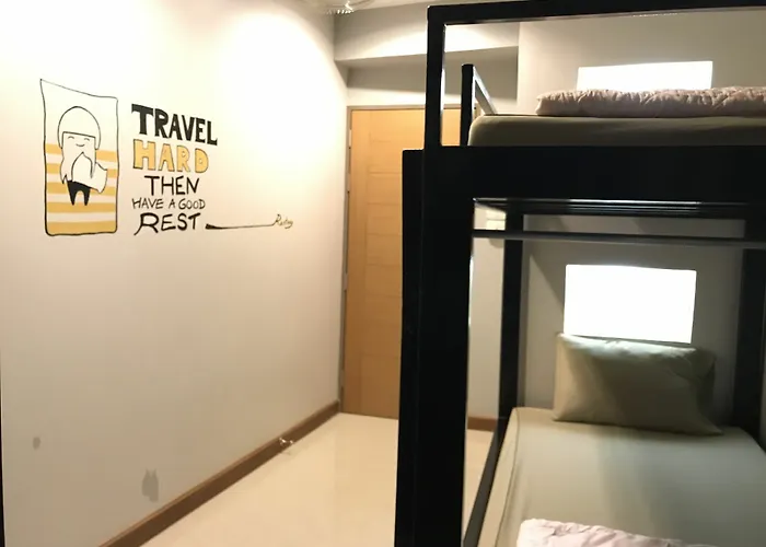 瑞思提尼旅舍 旅馆